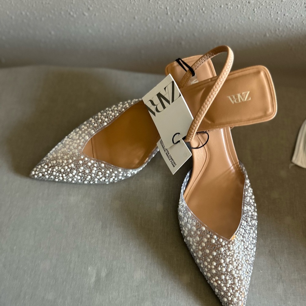 Pearl sling back heels